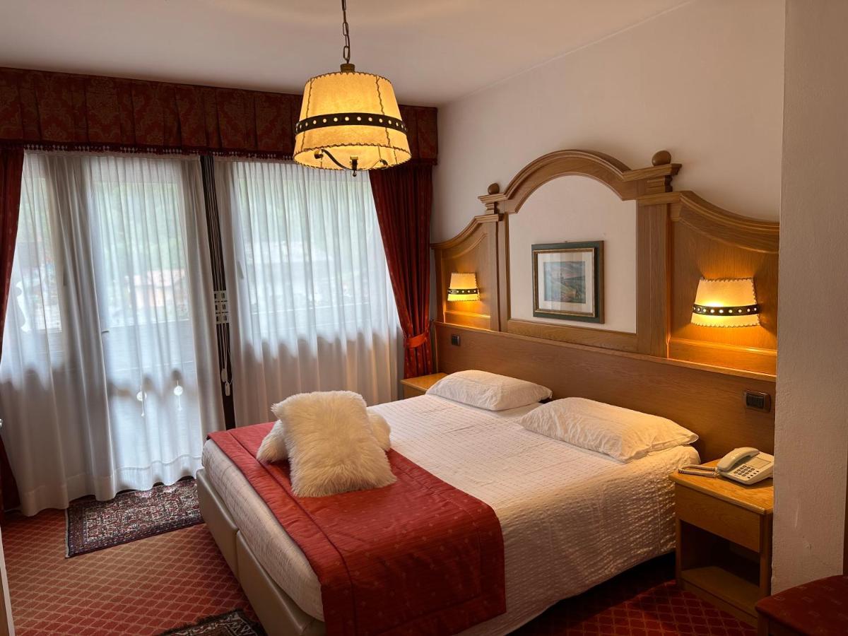 Brunet - The Dolomites Resort Fiera Di Primiero Eksteriør bilde